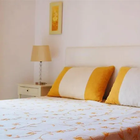 Apartamento Edificio Oura